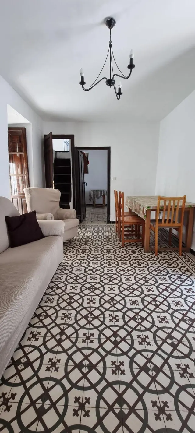 Casa Señorial con Patio y Terraza en las Tendillas.