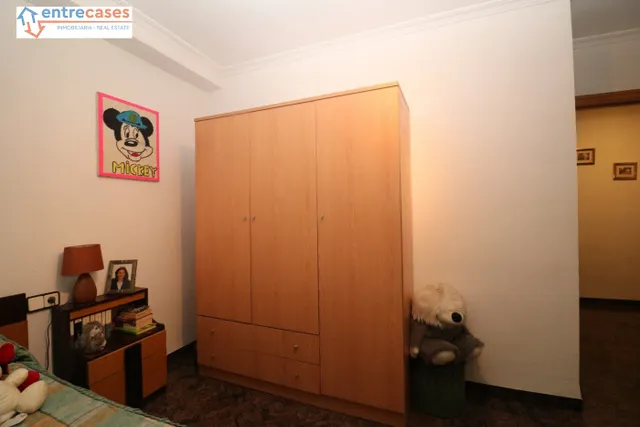 CASA INDEPENDIENTE CON LOCAL — 19