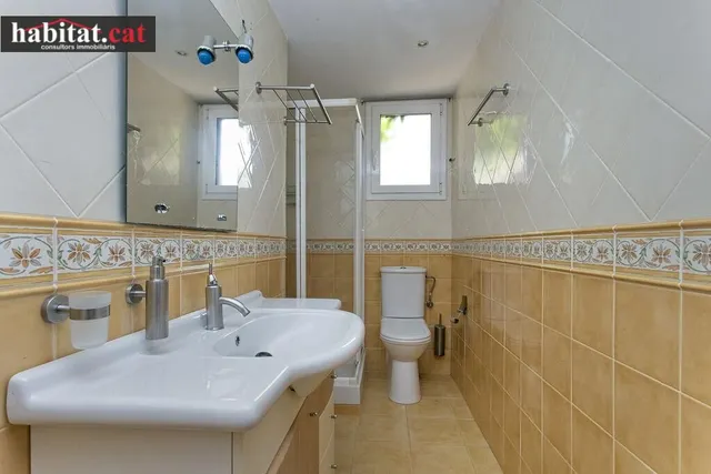 Espectacular casa esquinera en el aragai - Vilanova i la Geltrú — 14