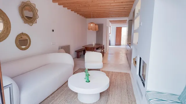 Casa con carácter y vistas a la Tramuntana en Mancor de la Vall — 23