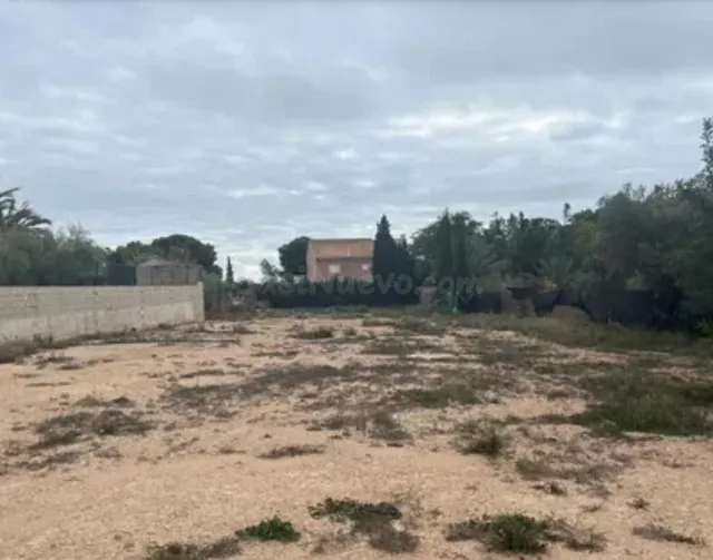 Terreno Urbano en Los Girasoles — 2