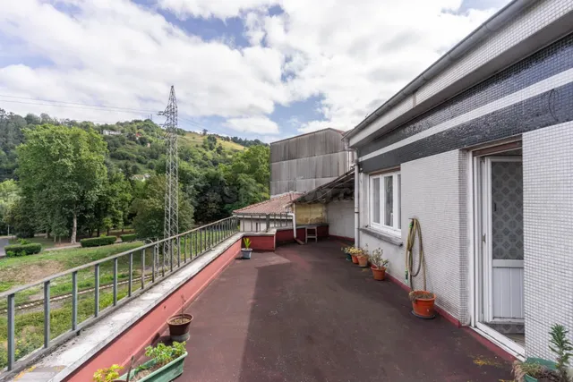 PISO DE 149 M2 CON 2 TERRAZAS EN CIAÑO, LANGREO — 2