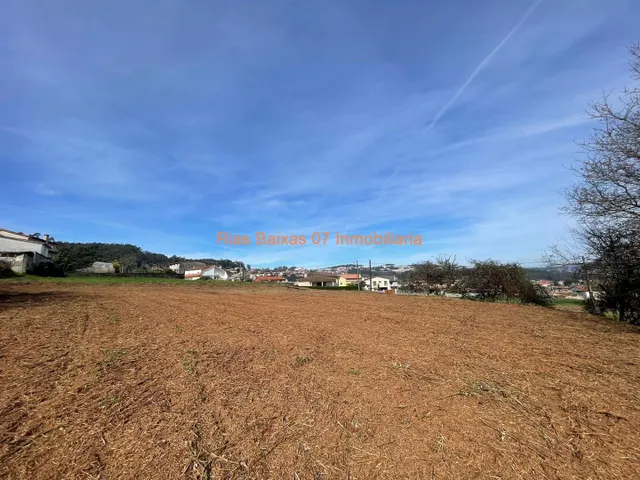 REF 4207 SOLAR 1412m2 CON PROYECTO Y LICENCIA TAMEIGA ( MOS ) — 2