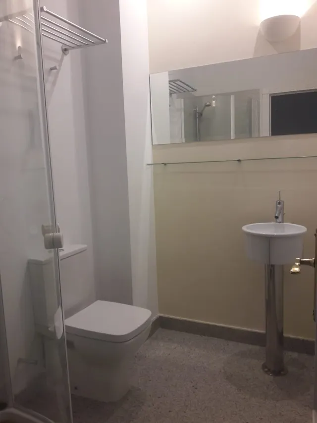 Espectacular piso de 2 dormitorios, 2 baños, amplio salón, cocina, gran terraza y garaje — 5