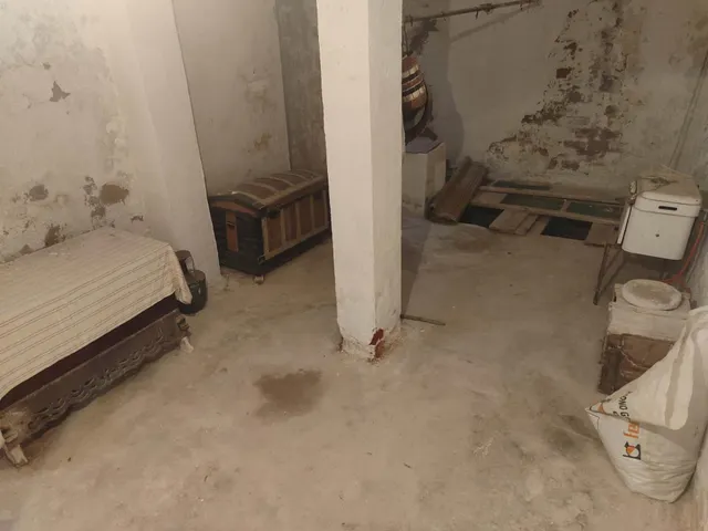CASA EN EL CENTRO DE MONTEALEGRE DEL CASTILLO — 14