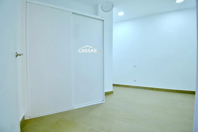 ZONA CENTRO– Planta baja Reformado a estrenar con 2 habitaciones y 2 baños. — 26