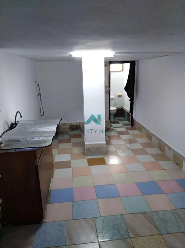 Se vende local en Laredo — 4