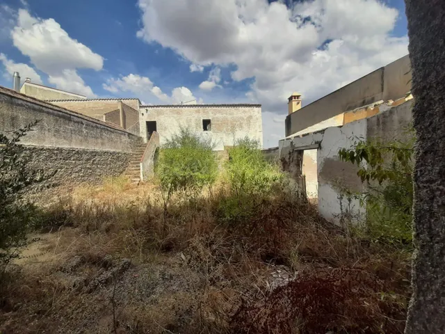 Gran casa con patio amplio en Malpartida de Cáceres
