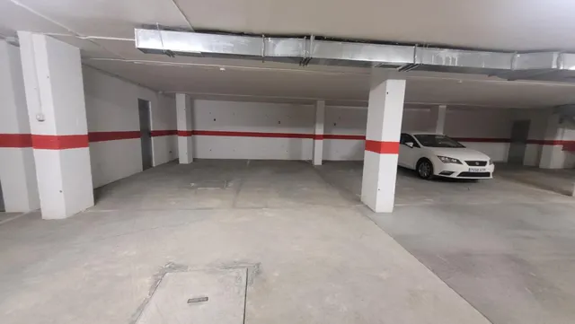 PLAZA DE GARAJE EN VENTA — 3