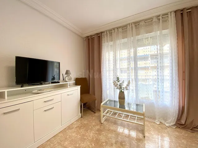 Apartamento a 50 metros del mar en Torrevieja — 3