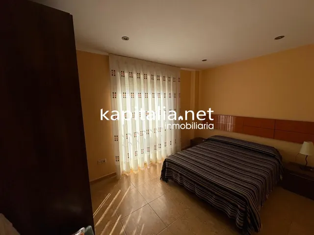 EXCLUSIVO ADOSADO A LA VENTA LISTO PARA ENTRAR A VIVIR EN ANNA — 25