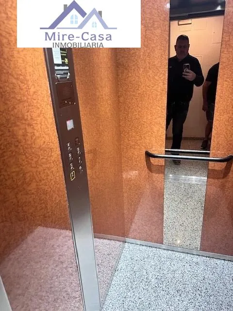 SE VENDE PISO NUEVO EN PLAZA MADRID — 10