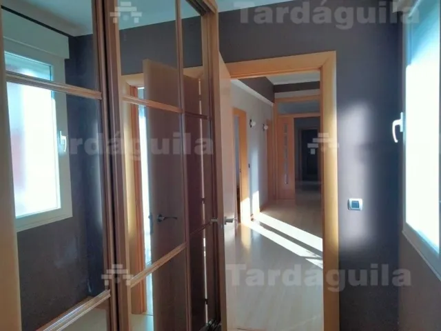 CHALET  INDEPENDIENTE EN URBANIZACION DE VILLAMAYOR — 50