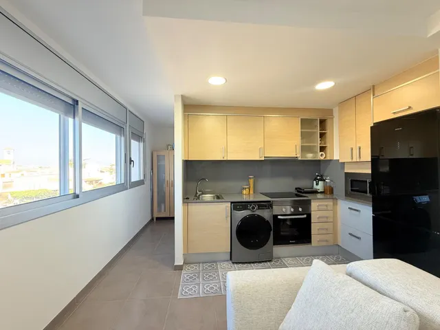 APARTAMENTO CON PISCINA COMUNITARIA Y PARKING EN JESUS I MARIA, DELTEBRE — 15