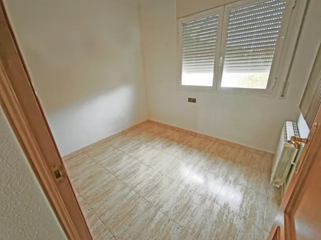 Casa adosada con terrazas y garaje en Benavent de Segrià — 25