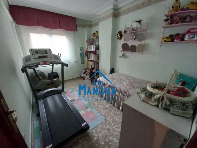 * 175.000€*. INMOBILIARIA LA MANCHA VENDE PISO PARA ENTRAR A VIVIR DE 4 habitaciones EN ZONA ENSANCHE- FRANCISCANOS — 6
