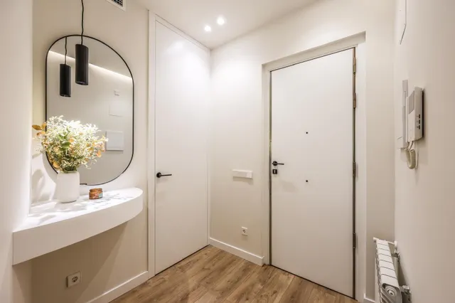 Exclusiva vivienda de lujo en planta alta con orientación sur junto al retiro — 7