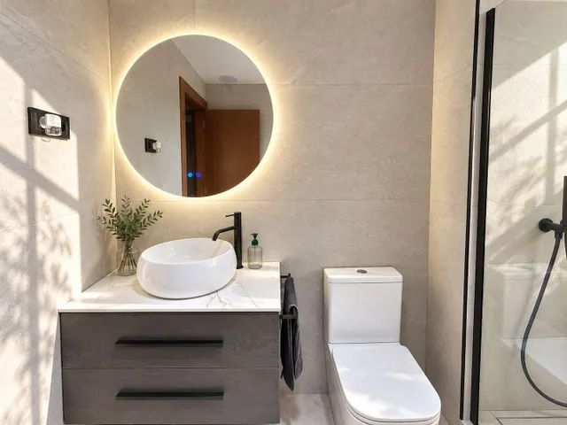 Piso reformado junto al parque del Oeste. — 20
