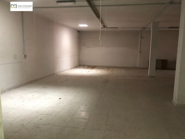 LOCAL DE 215 M2 EN AVENIDA ANTIBIOTICOS - foto 5