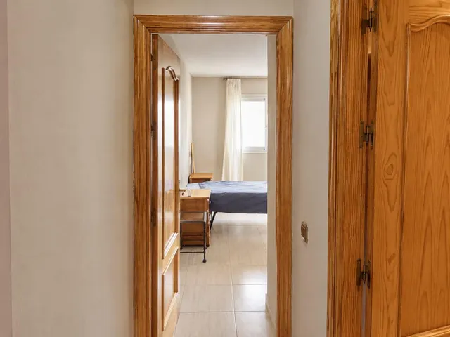 PISO DE 110 M2 CON TRES DORMITORIOS DOBLES Y TERRAZA EN EL CENTRO DE SAN PEDRO DE ALCÁNTARA — 18