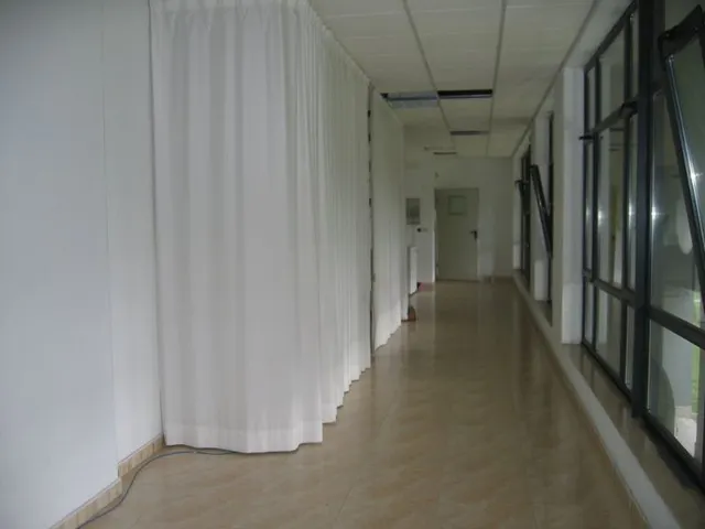 LOCAL COMERCIAL — 2