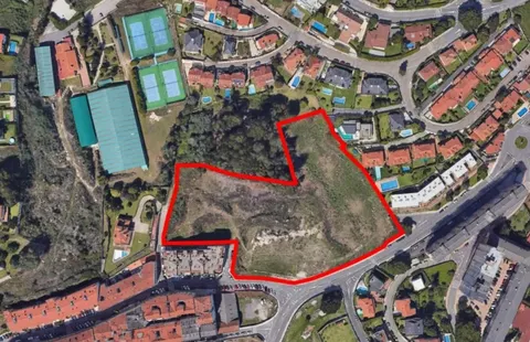 Terreno urbanizable en venta en calle Valiña