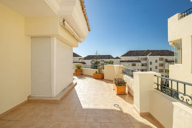 Ático Dúplex 3 habitaciones 189m² en venta - Marbella — 28