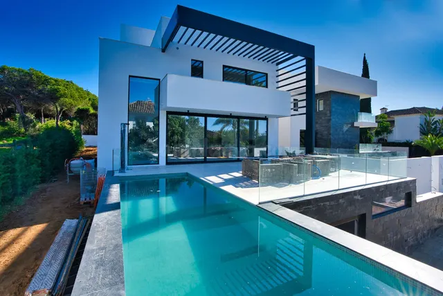Chalet 6 habitaciones 479m² en venta - Marbella — 2