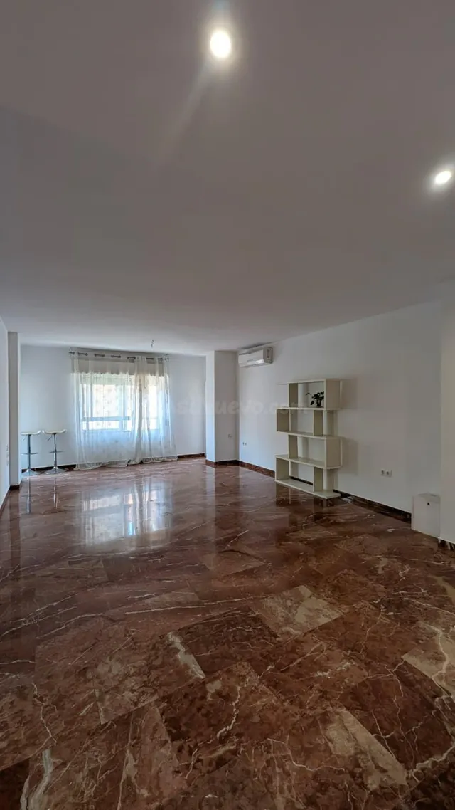 Piso 4 habitaciones 145m² en alquiler - Arabial - foto 2