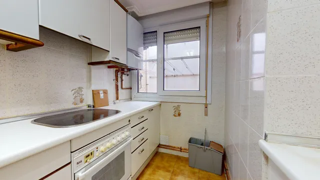 Piso de tres dormitorios de nueva construcción y con garaje — 19