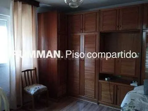 EST / Piso de CUATRO dormitorios, zona Plaza de Toros - foto 3