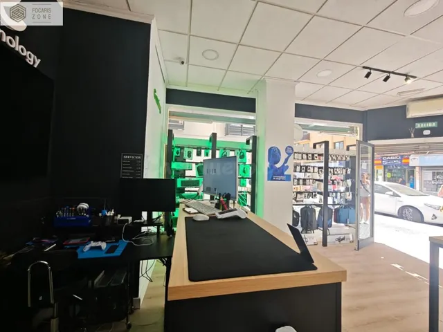 ESTUPENDO LOCAL EN PLENO CENTRO DE MÁLAGA — 6