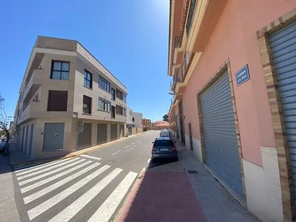 Local en venta en Calle Cura Gonzalez — 16