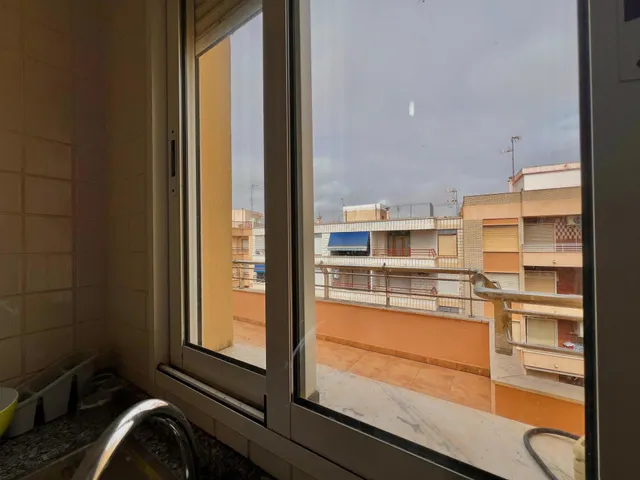 ATICO CON IMPRESIONANTE TERRAZA A TAN SOLO 10mts DE LA PLAYA DEL CURA — 32