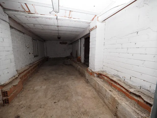 SE VENDE CASA INDEPENDIENTE EN OLESA DE BONESVALLS — 44