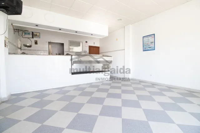 LOCAL COMERCIAL EN MONTEOLIVETE - foto 2