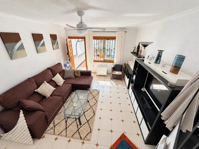 Dúplex / vivienda amplia con piscina y dos terrazas — 19