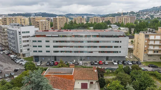 Apartamento 3 habitaciones 152m² en venta - São Victor — 24