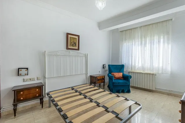 Piso en Avenida Don Bosco — 12