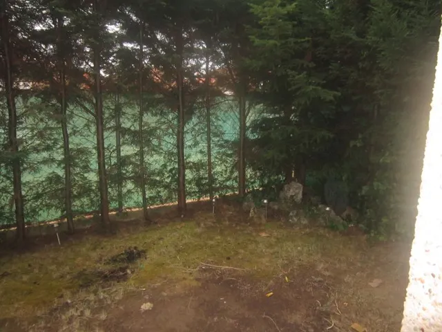 SE VENDE CHALET ADOSADO SEMINUEVO, 4 HAB., GARAJE DOBLE ,PATIO. PARA ENTRAR A VIVIR — 29