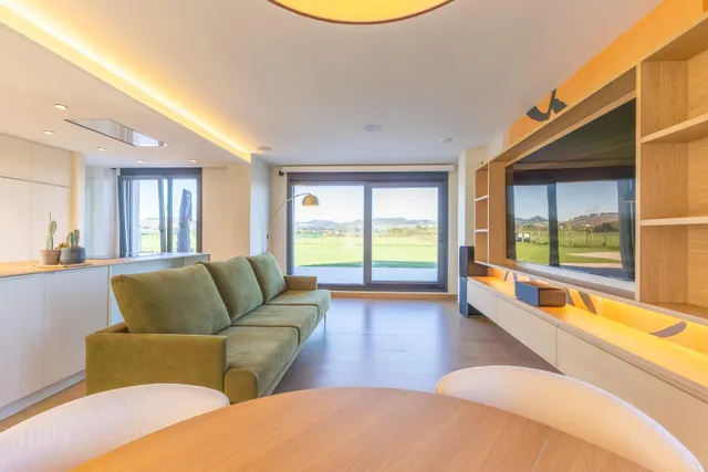 Espectacular chalet en Sancibrián con piscina climatizada — 16