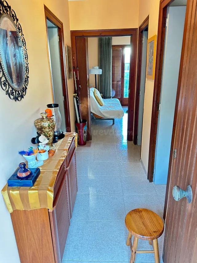 Apartamento de 2 dormitorios en Els Munts con plaza de garaj - foto 2