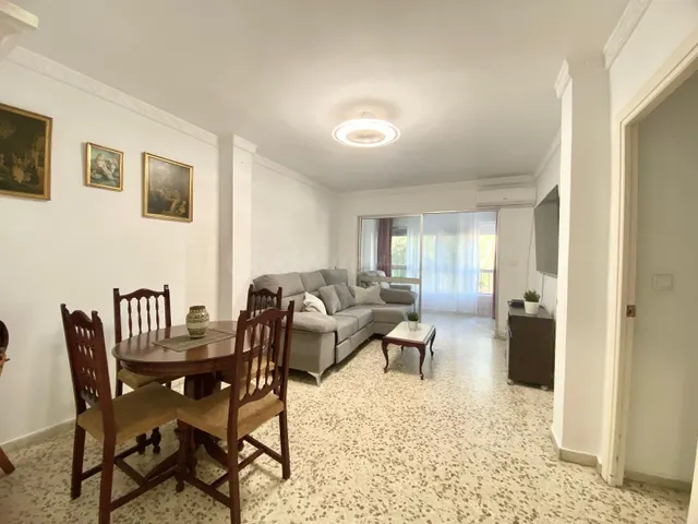 Piso céntrico con garaje. - foto 4