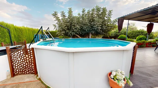 ¿Quieres comprar una parcela? ¡Deja que ésta te sorprenda con todo lo que tiene para ofrecerte! — 10