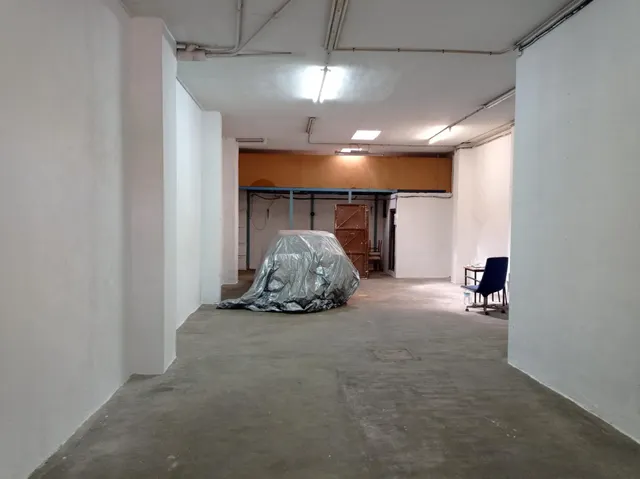 21 Inmobiliarias vende local  en avenida cami nou — 6