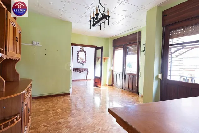 Piso 5 habitaciones 180m² en venta - Funes - foto 2