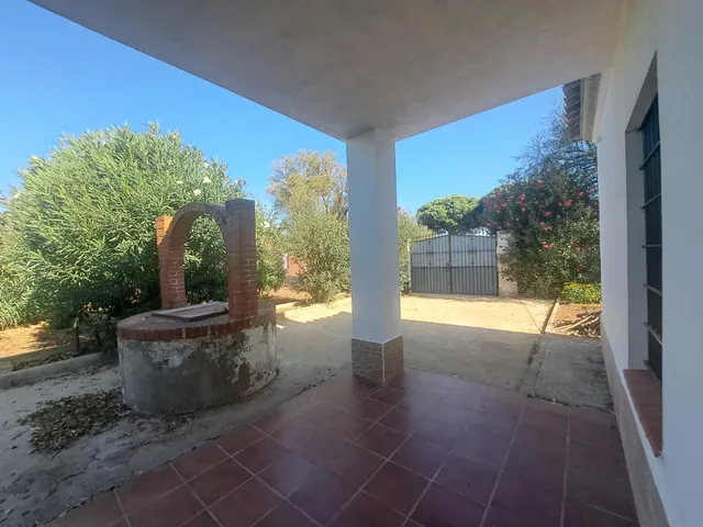 Chalet en parcela segregada de 1.000 m2 en El Marquesado, a 5 km del centro de Chiclana — 16