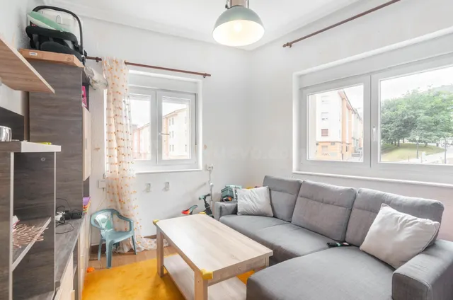 PISO EXTERIOR CON RENTABILIDAD DEL 5,53 % EN OVIEDO - foto 2