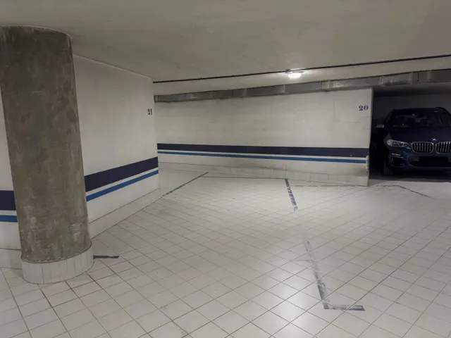 Primera Planta en Venta en Calle de la Reina — 38