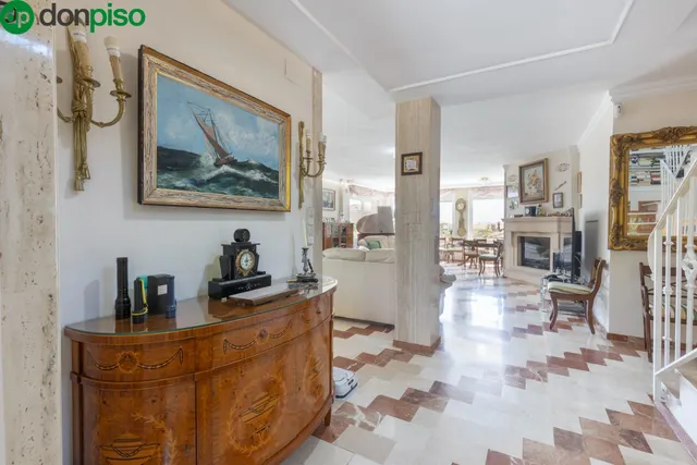 ESPECTACULAR CASA CON PISCINA EN LAS GABIAS — 8
